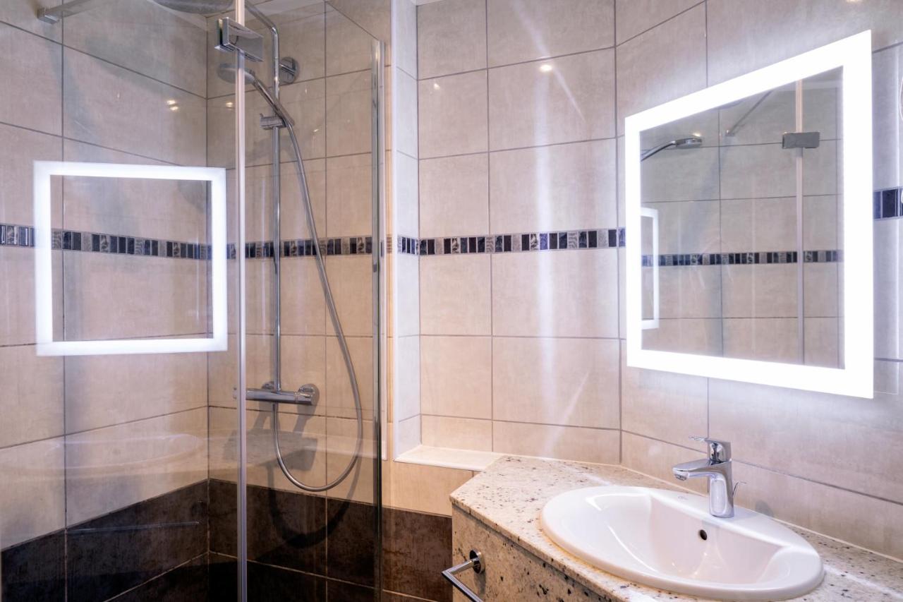 Hotel Du Commerce Spa Saint Gaudens Εξωτερικό φωτογραφία